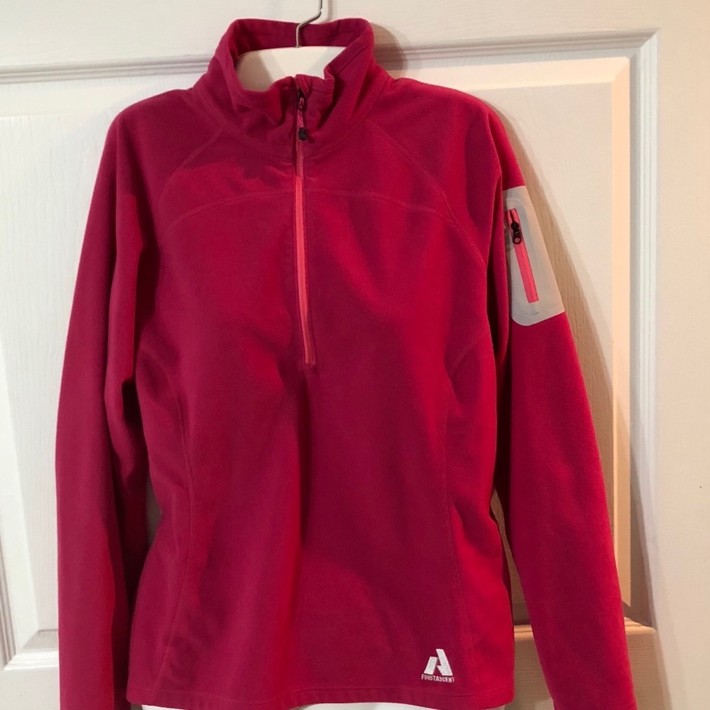 Eddie Bauer FirstAscent Fuschia Fleece Jacket szM